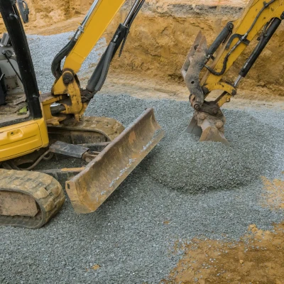 Erfahrener Brunnenbauer bei der Arbeit – professioneller Brunnenbau in deiner Nähe